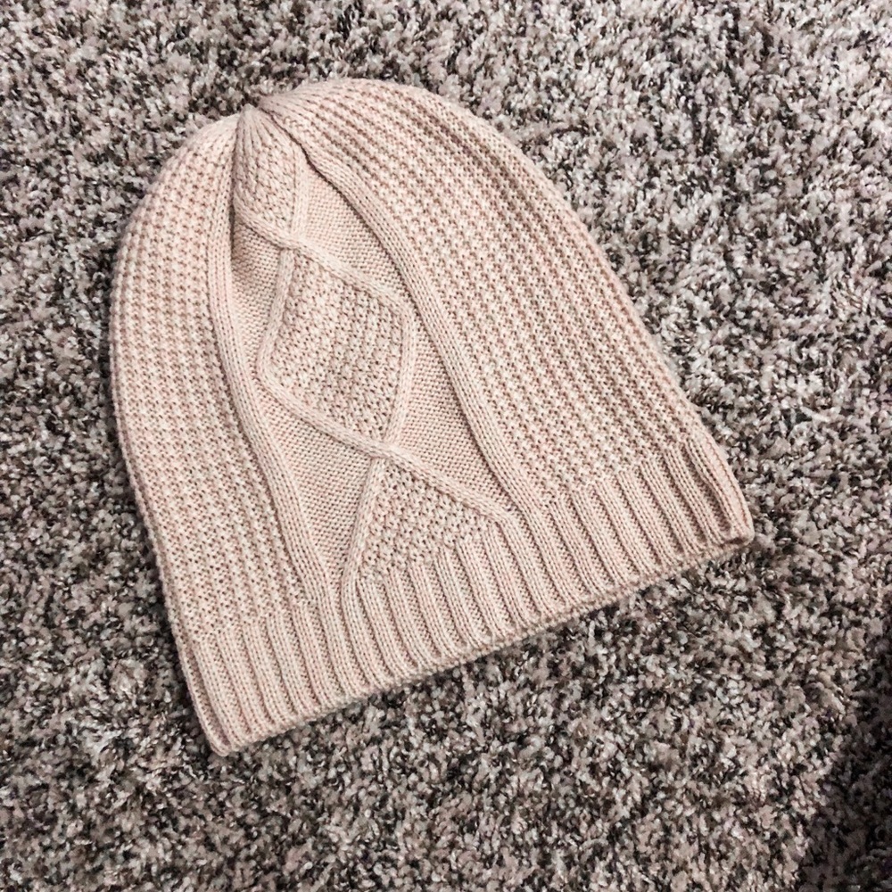 NEW Light pink beanie TJD